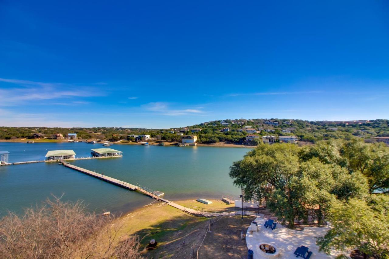 Отель Lake View On The Island Lago Vista Экстерьер фото